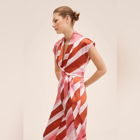 MANGO MNG Striped Jumpsuit Size Large NWT Brand New Missing Belt - Picture 5 of 15